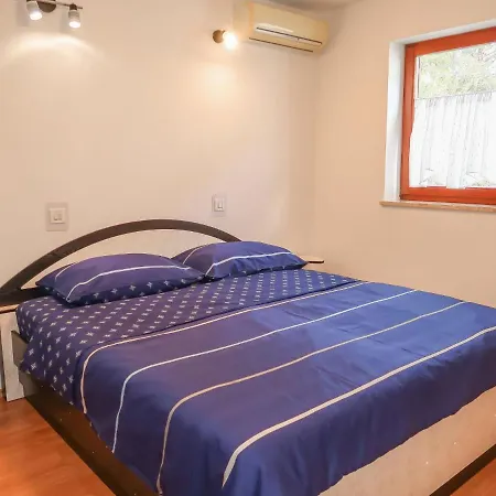 Apartman Branka - Rac148 By Interhome *